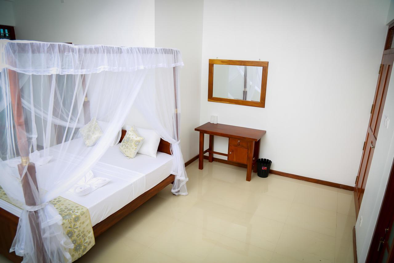 Bv Residence Тангалла Экстерьер фото
